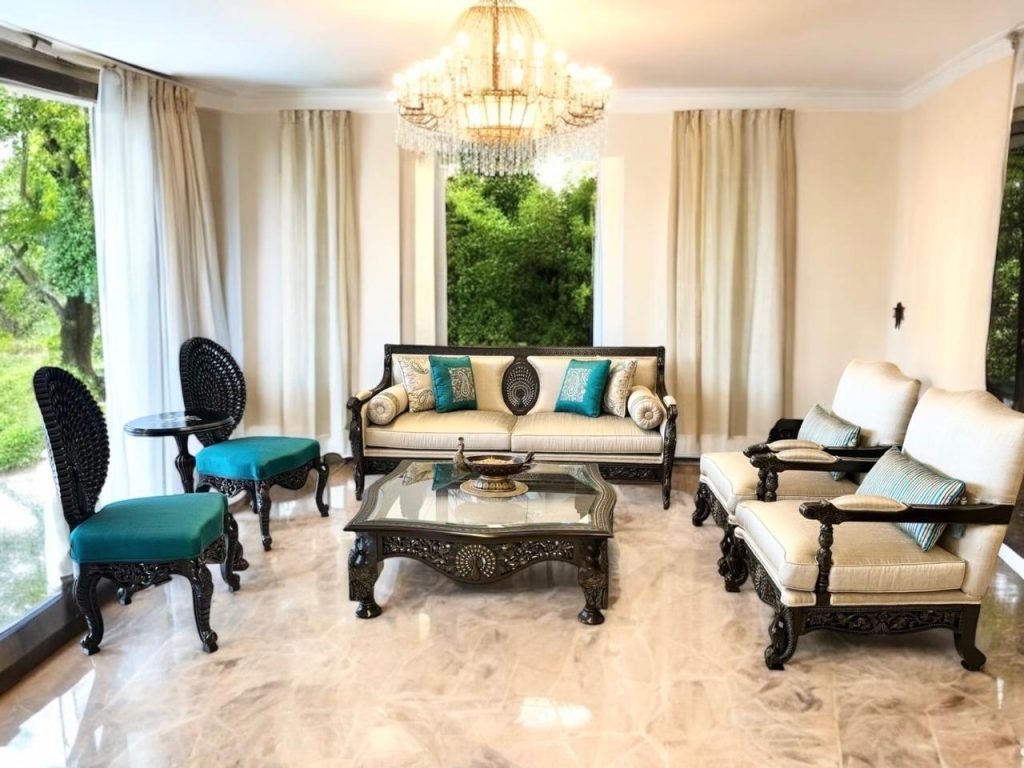 Peacock Design Sofa Set - En Vogue