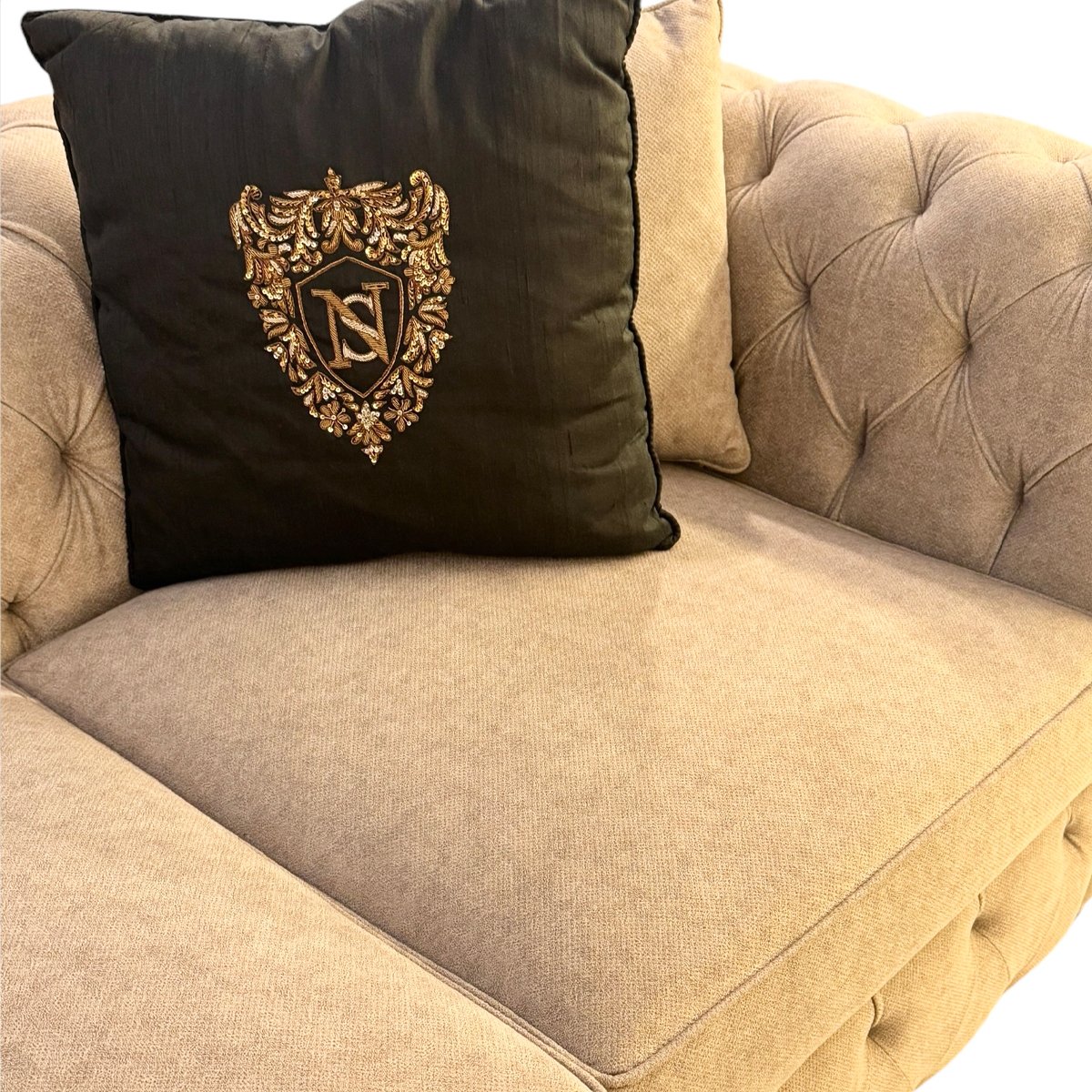 Chesterfield Sofa (Fabric) - Image 4